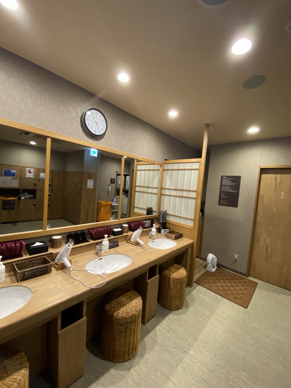 Night 3 — Dormy Inn Abashiri (ドーミーイン網走), Abashiri — photo 4