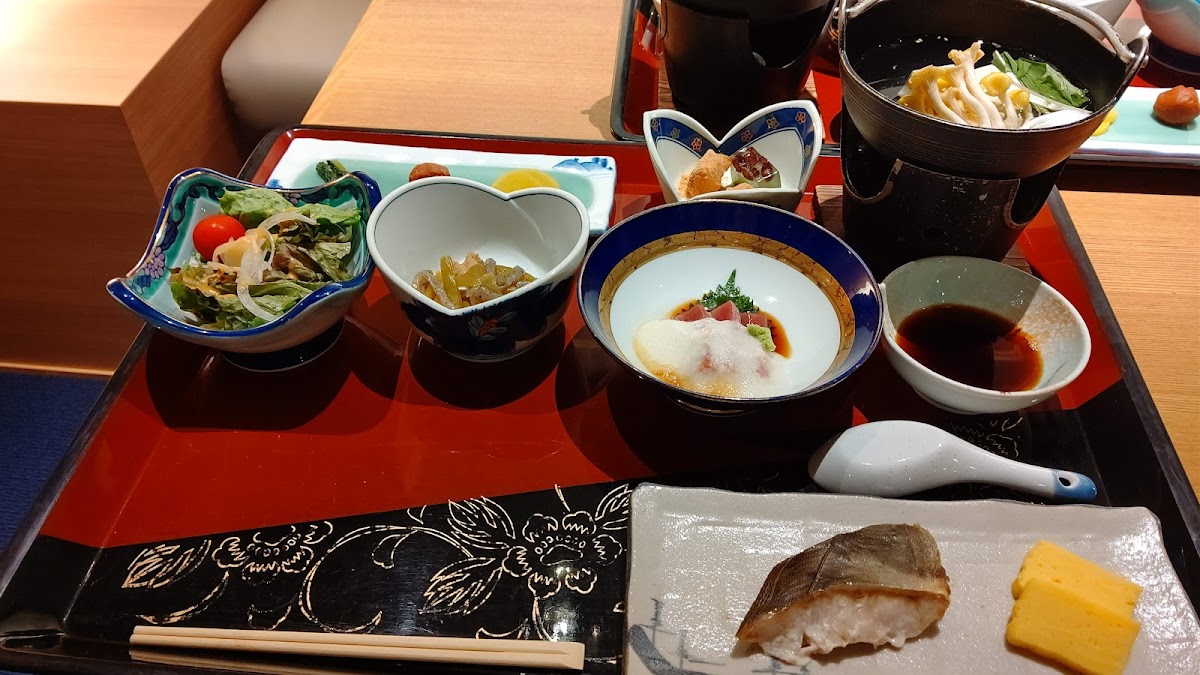 Night 1 — 層雲峡温泉 ホテル雲井 (Hotel Kumoi), Sounkyo Onsen — photo 4