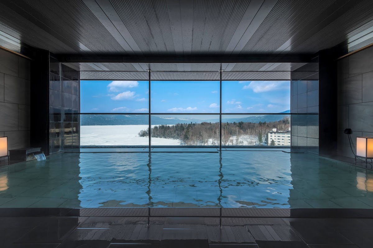 Night 8 — New Akan Hotel, Akanko Onsen — photo 5