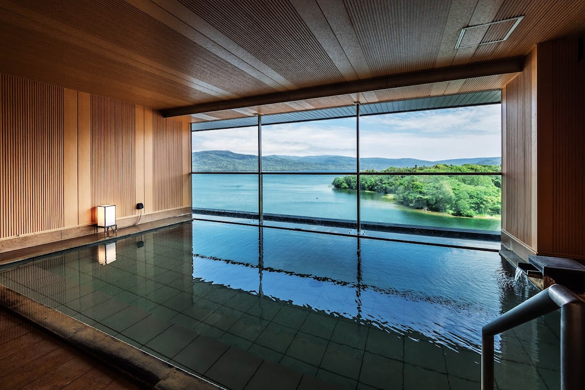 Night 8 — New Akan Hotel, Akanko Onsen — photo 6