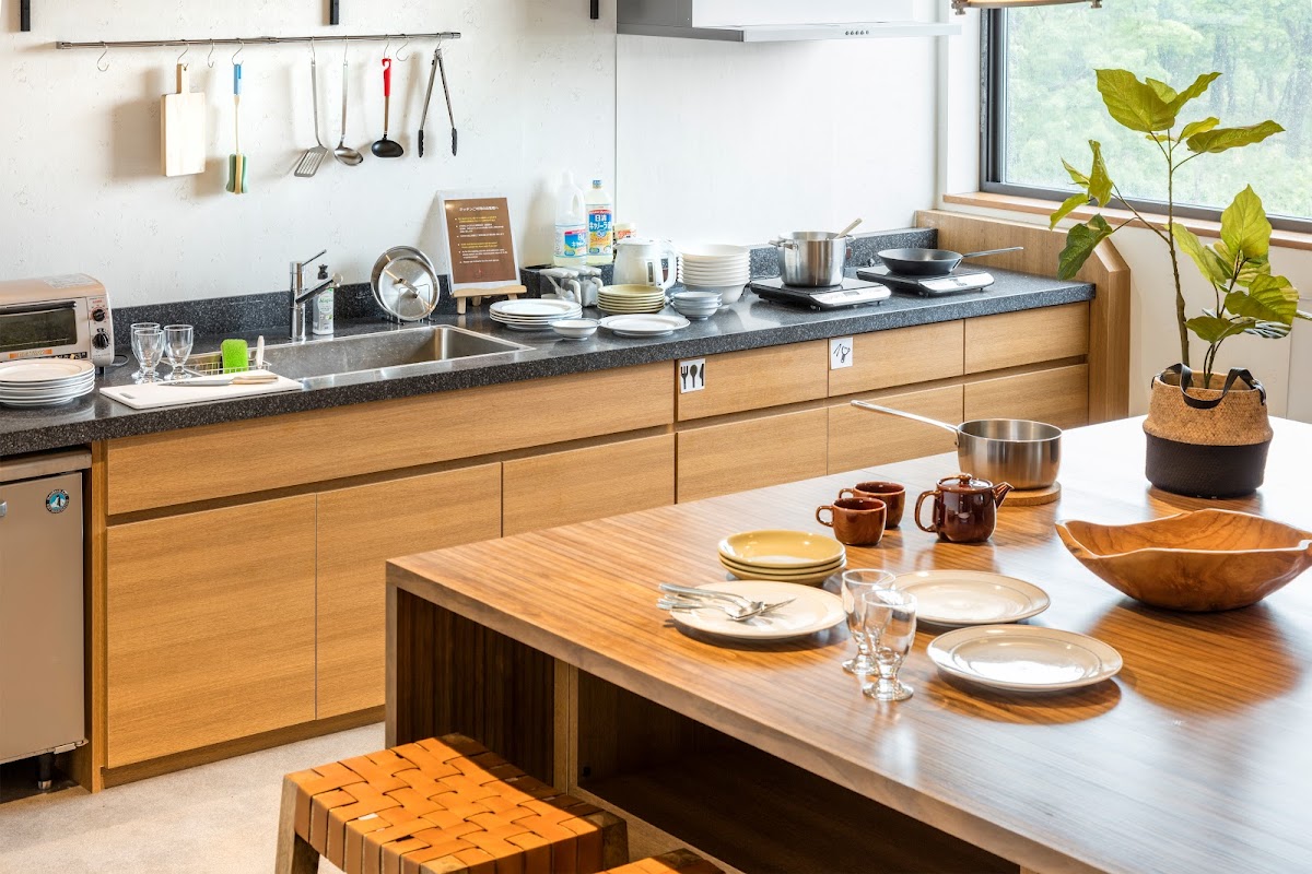 Night 4 — Shiretoko Yuhi no Ataruie Onsen Hostel, Utoro — photo 9