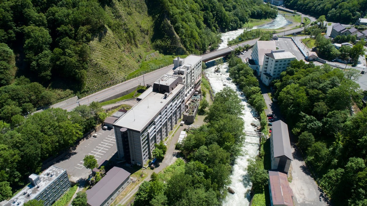 Night 11 — 層雲峡観光ホテル (Sounkyo Kanko Hotel), Sounkyo Onsen — photo 1